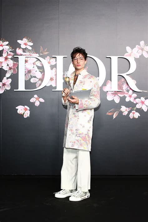 ezra miller dior|Ezra Miller Makes a Splash at the Dior Men’s Show With a.